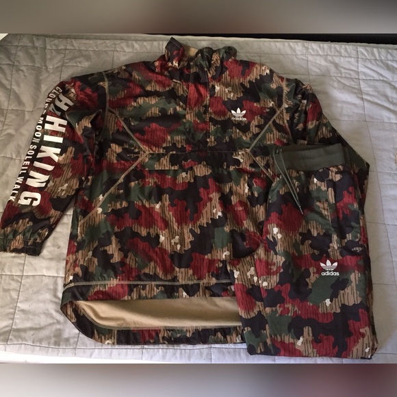 adidas Other - Pharrell Williams Adidas Huhiking camo jogging set